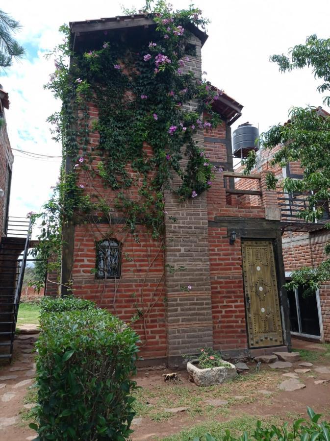 Hotel Cabanas Azul Tequilana Arandas Kültér fotó